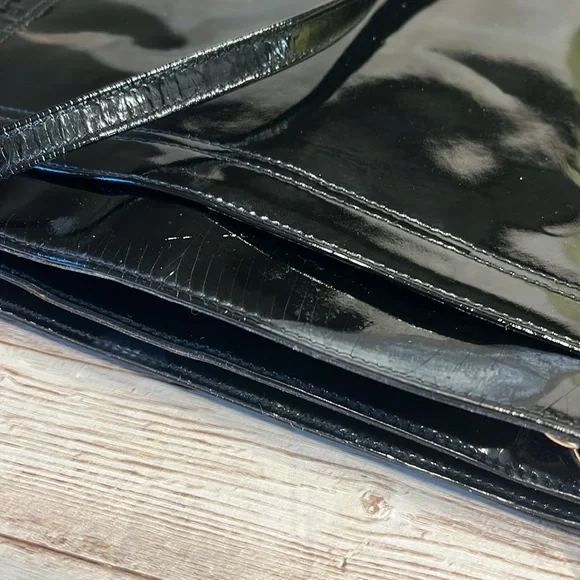 Ferragamo Salvatore Ferragamo Black Patent Leather Mini Shoulder Bag Clutch - Picture 9 of 16